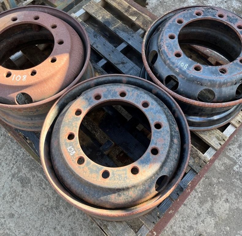 3x TEN BOLT 9X 22.5" RIMS
