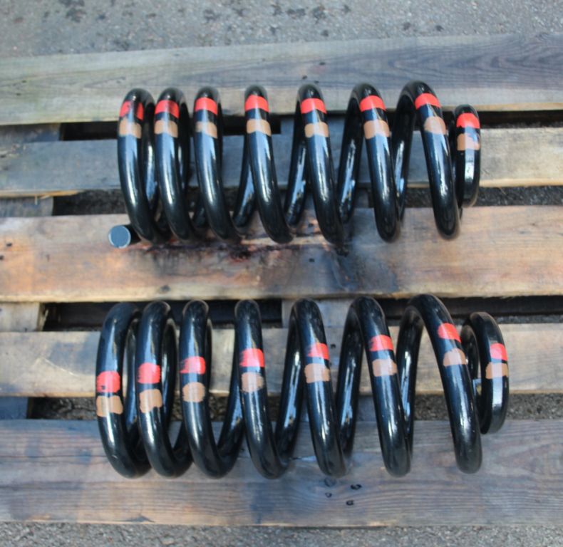 AV REAR HEAVY DUTY SPRINGS 437 UHN/UHE