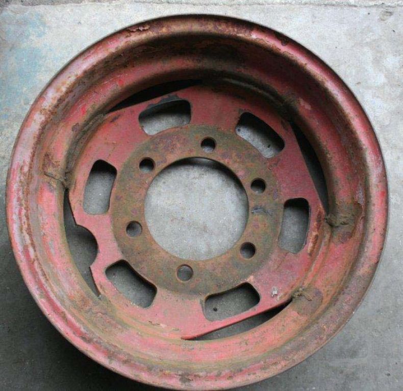 x1 used 5.5x18" wheel rim