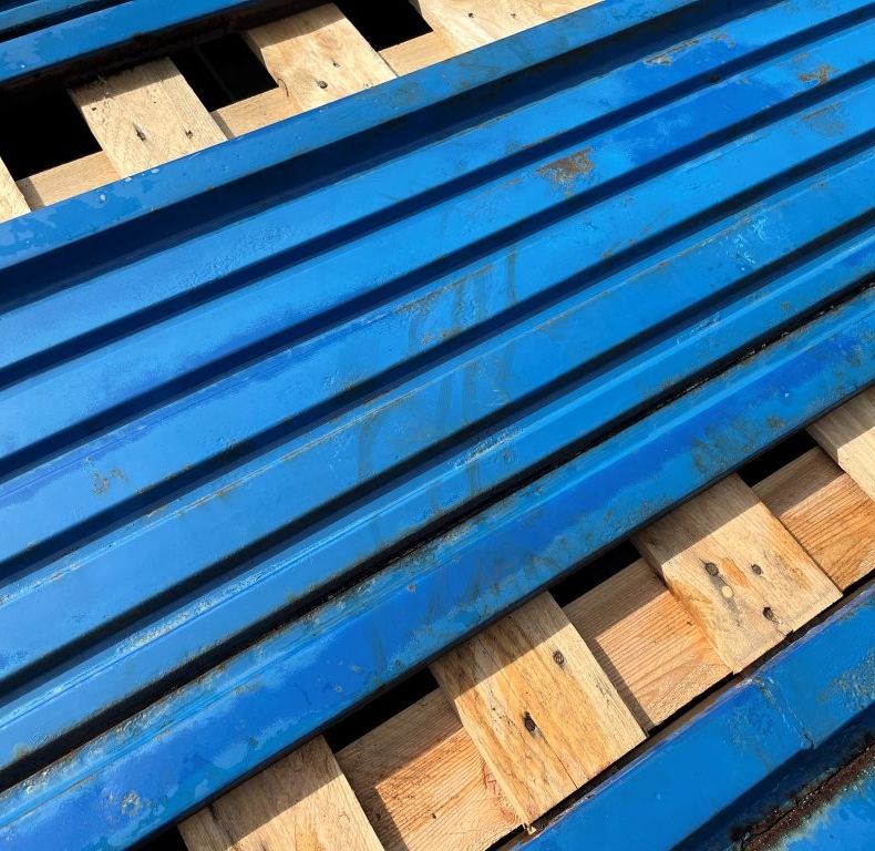 USED SIDES & TAILGATE 425/437