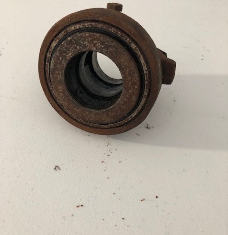 USED 406 416 SINGLE CLUTCH RELEASE BEARING