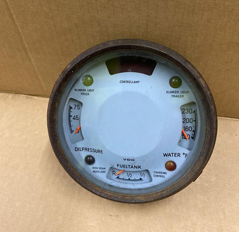 USED COMBINATION GAUGE U600/421