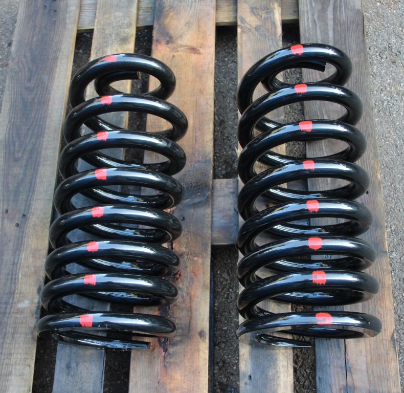 AV REAR HEAVY DUTY SPRINGS 425/437 UNIMOGS