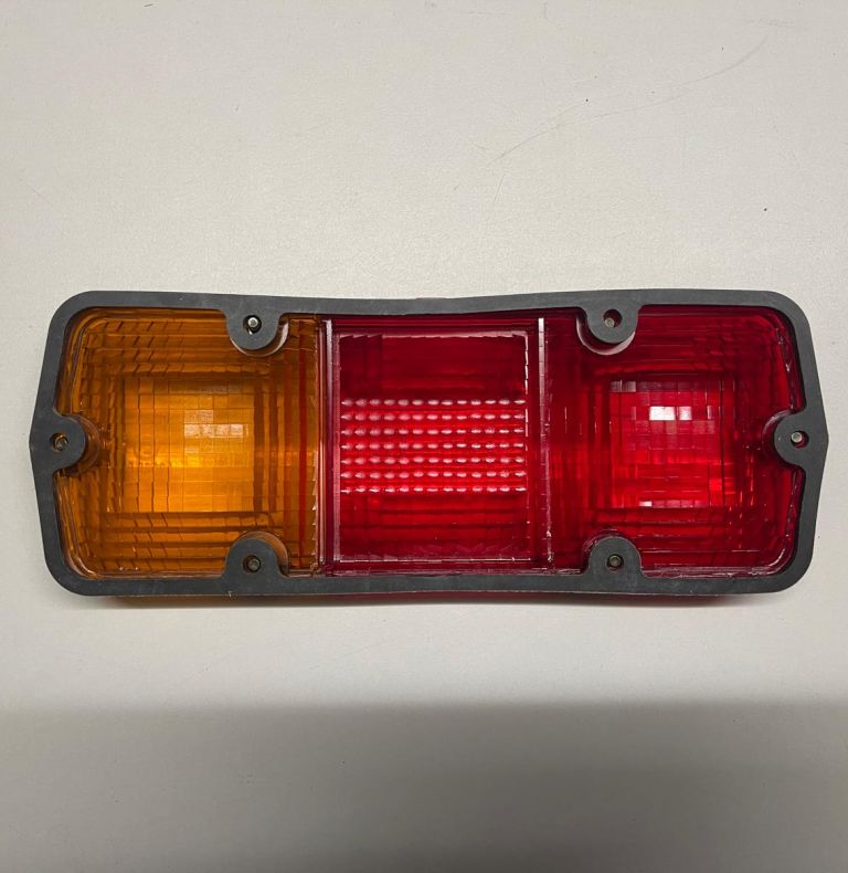 NEW OLD STOCK REAR LIGHT LENS U1300L MILITARY