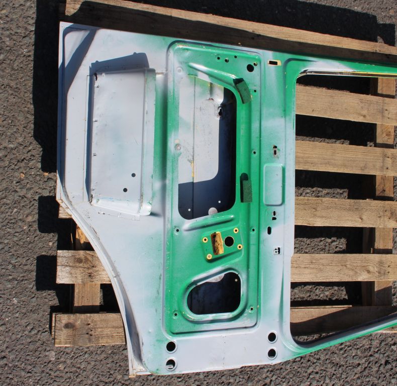 LEFT HAND DOOR SBU U1000-2450