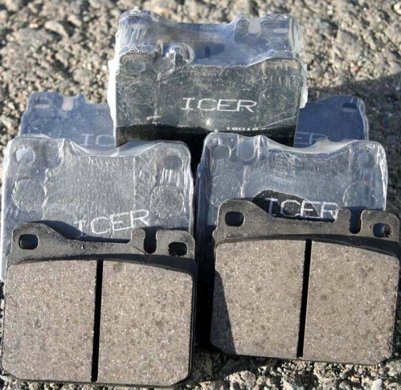 NEW BRAKE PADS 424/427 Atkinson Vos