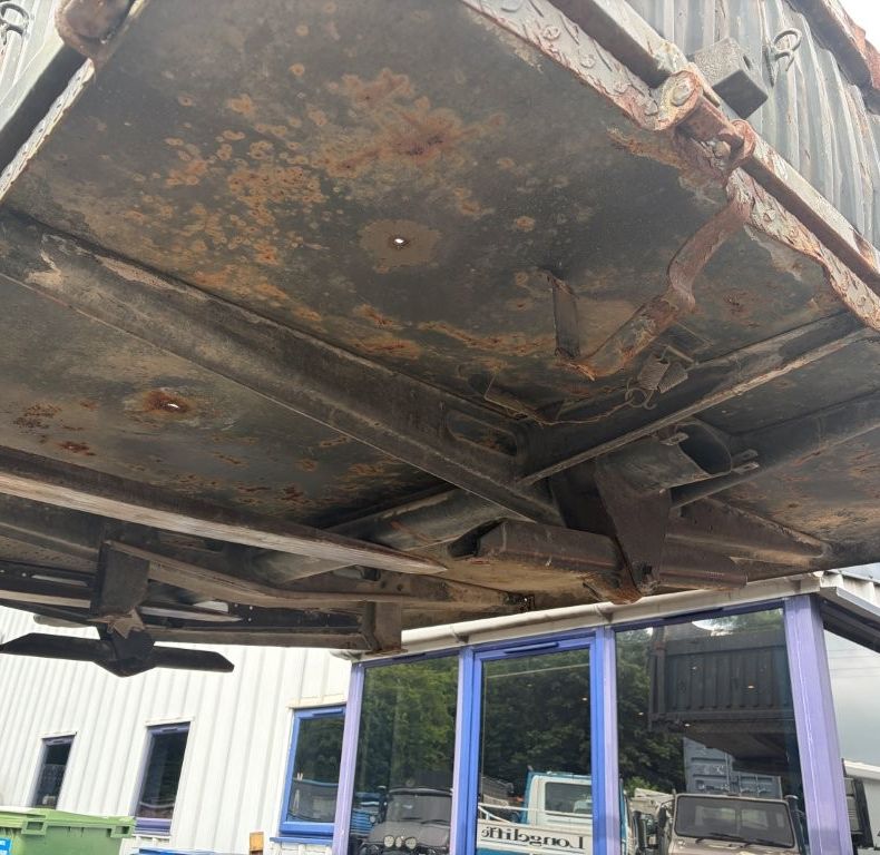 REAR BODY 416 U1100