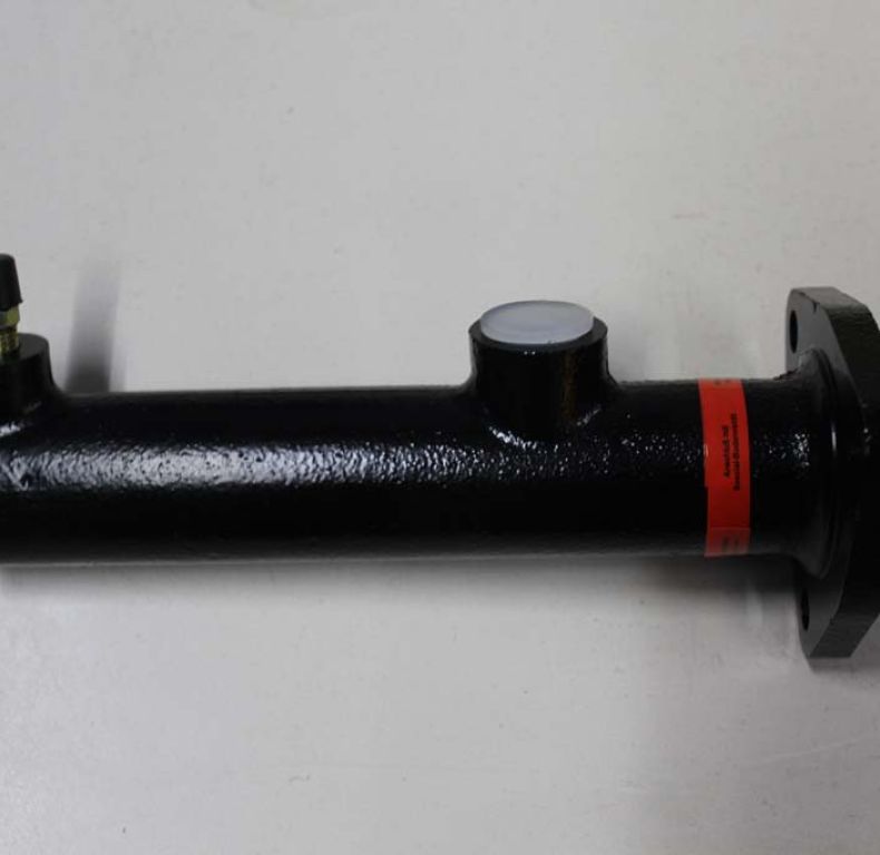 NEW SINGLE CIRCUIT BRAKE MASTER CYLINDER 424-437