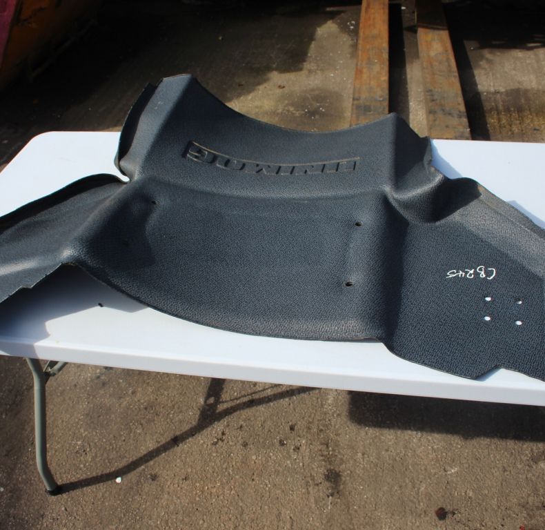 USED UHN U3000-5000 CAB/ENGINE COVER MAT