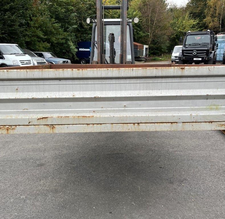 3 WAY TIPPING BODY 406-427