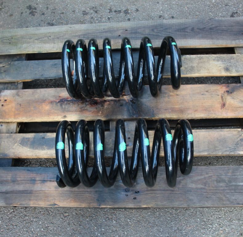 AV FRONT HEAVY DUTY SPRINGS 425/435/437 UNIMOGS