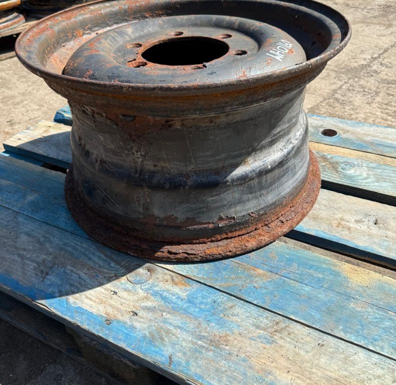 1 USED RIM  408 401 1101