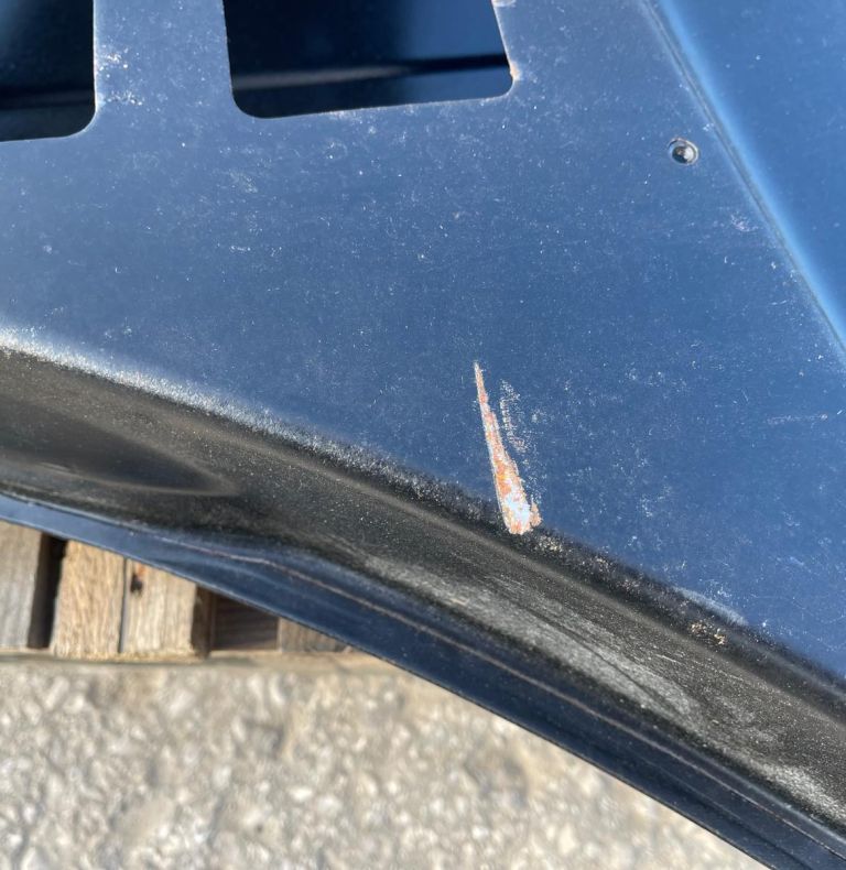 NEW/OLD STOCK DOOR ALL SQUARE CAB MODELS