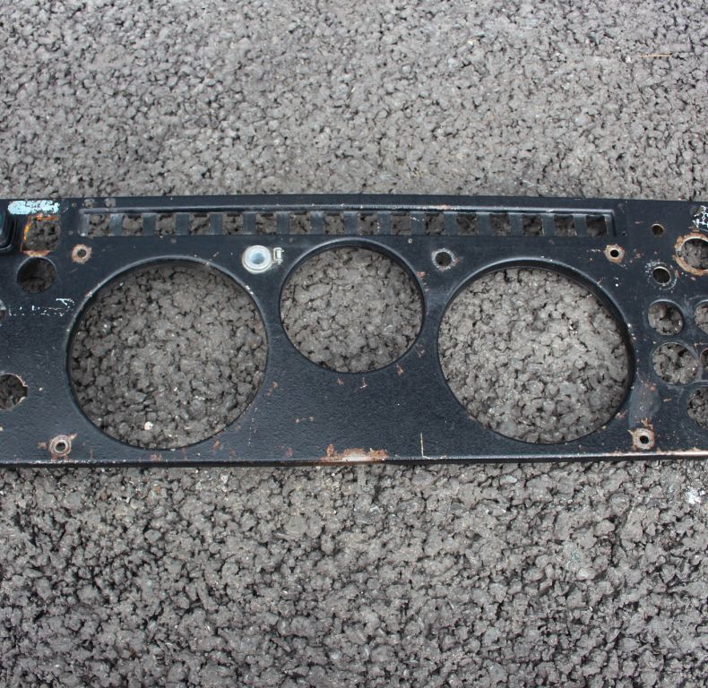 USED DASH PANEL SBU EARLY DASH BLACK