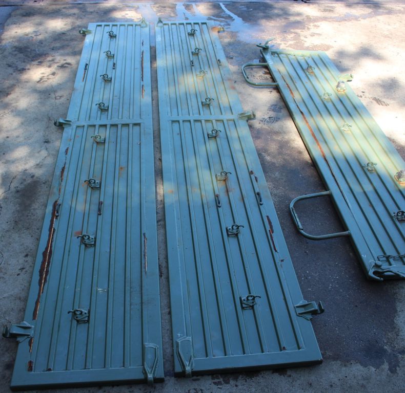 USED SET OF SIDES & TAILGATE FOR U1300L/U1350