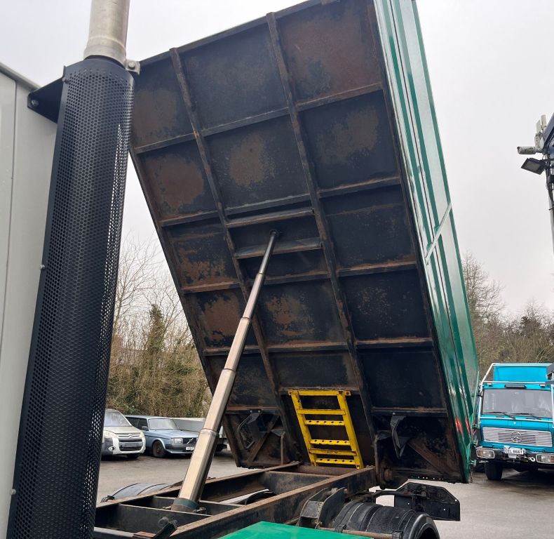 REAR TIP WOODCHIP BODY