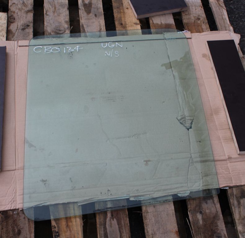 USED UGN U300-500 DROP GLASS