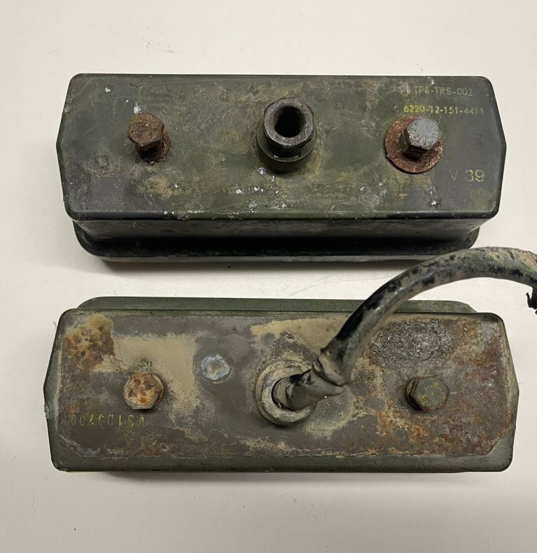 USED PAIR OF REAR LIGHT UNIT U1300L MILITARY STYLE