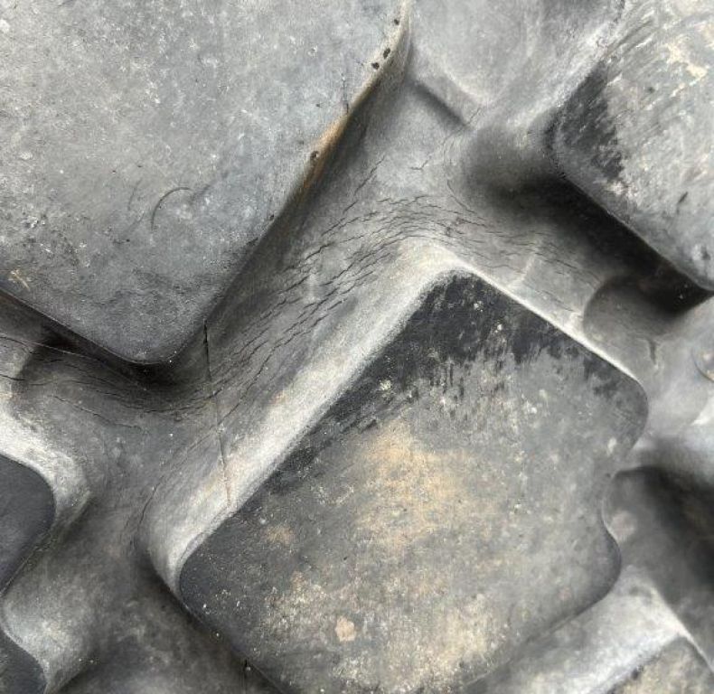 MICHELIN 395/85R20 XZL USED X4