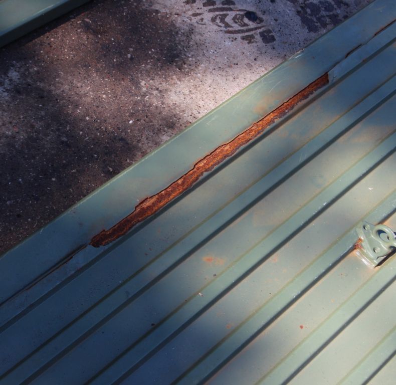 USED SET OF SIDES & TAILGATE FOR U1300L/U1350