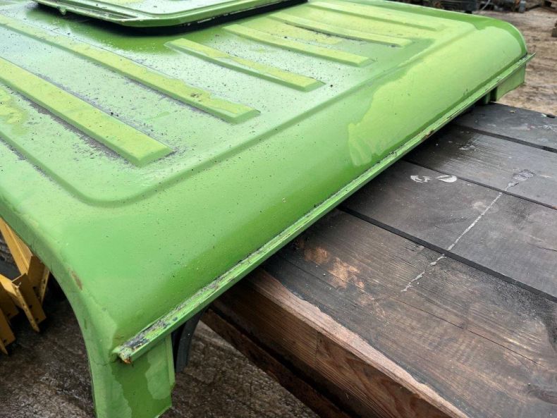 SBU CAB ROOF SECTION U1000-2450