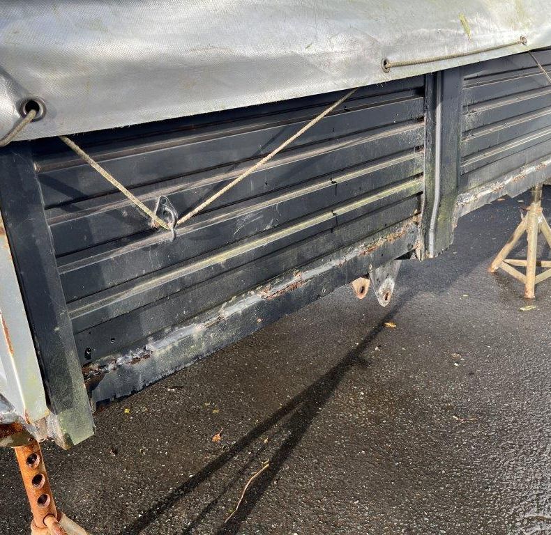 U1550L37 DOKA REAR BODY