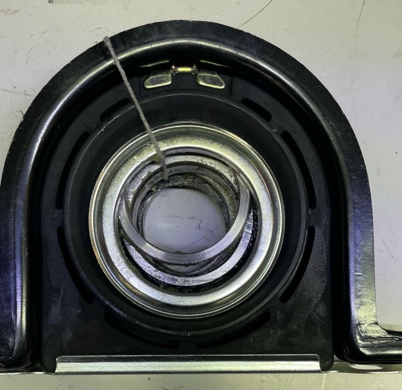 CENTRE PTO HOUSING & BRACKETS