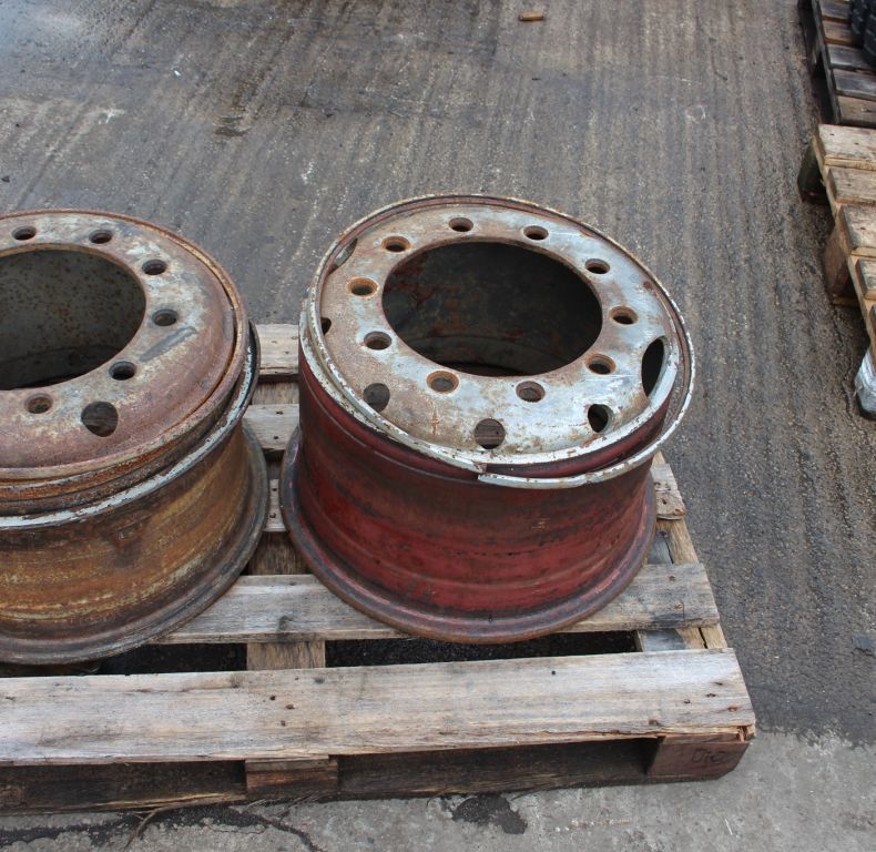 X1 10 BOLT 10X20" WHEEL RIMS U1500-2450 UNIMOGS