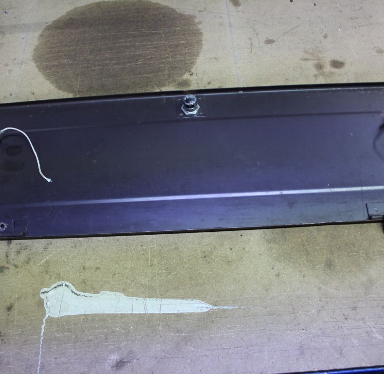 USED SBU GLOVEBOX LID BROWN