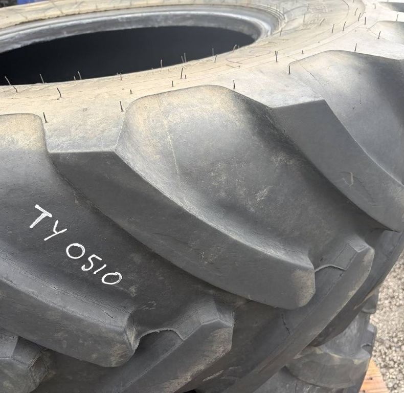 445/70R24 CONTINENTAL X2
