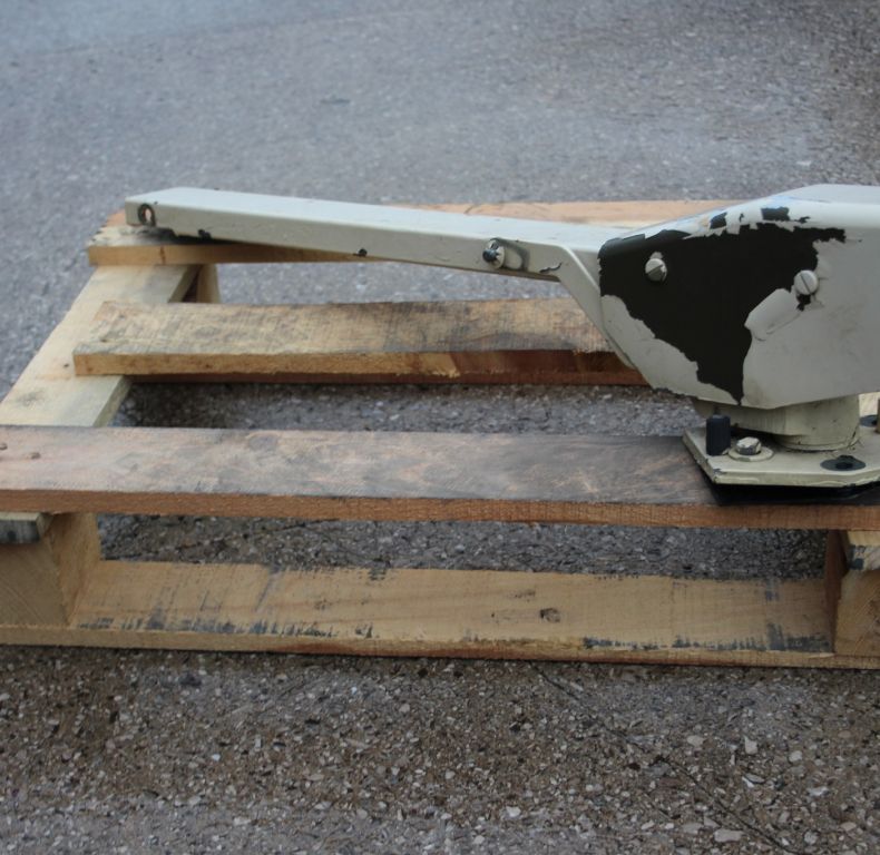 U1300L MILITARY ROOF TURRET ARM