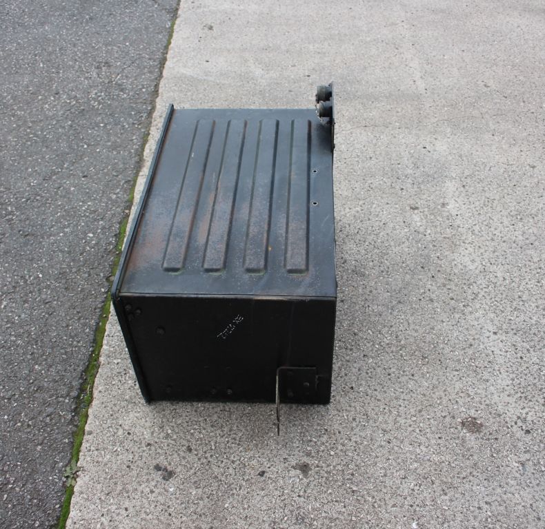 USED BATTERY BOX SBU UNIMOGS