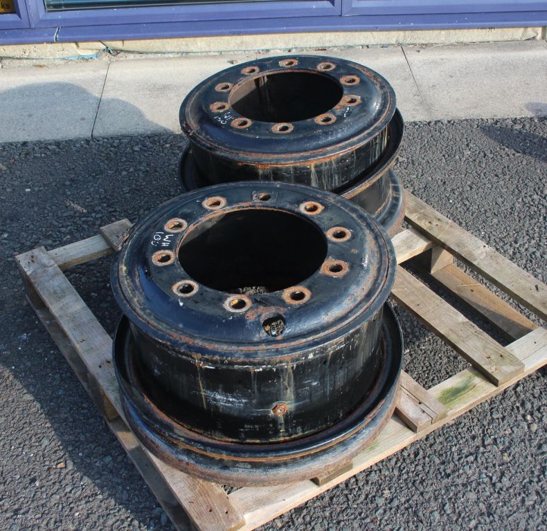 10 BOLT 10X20 TUBELESS RIMS