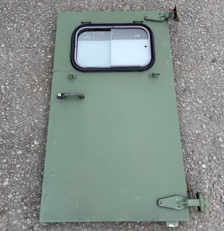USED U1300L AMBULANCE SIDE DOOR