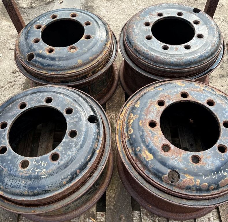 11X20" USED 8 BOLT RIMS X4
