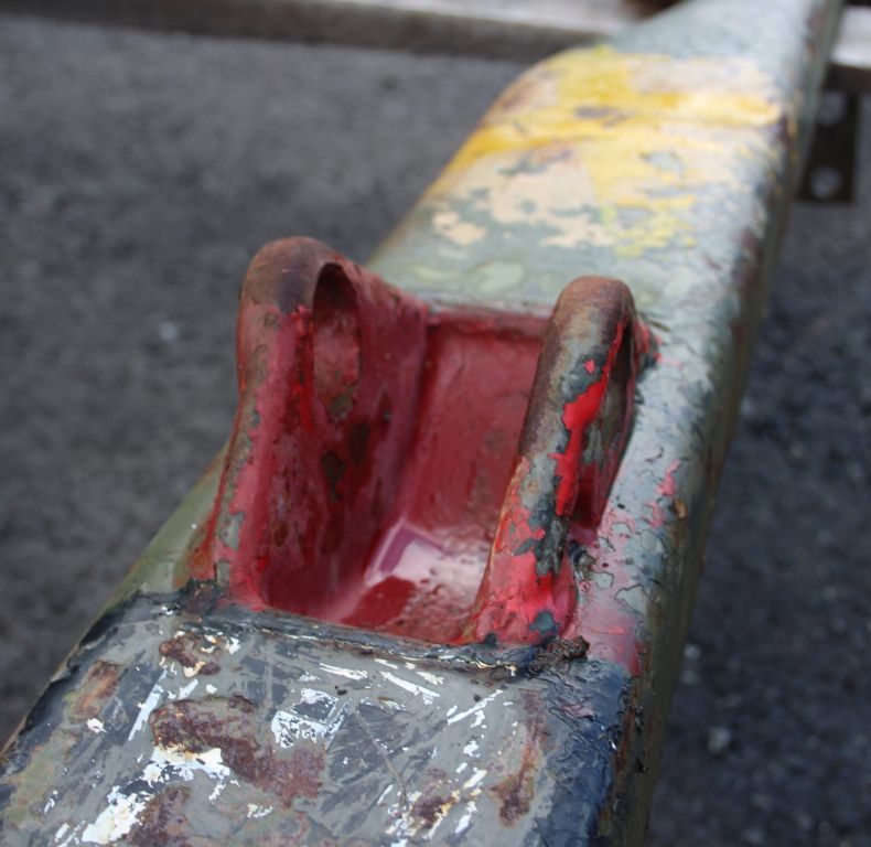 USED U900/1100 406/416 MILITARY BUMPER