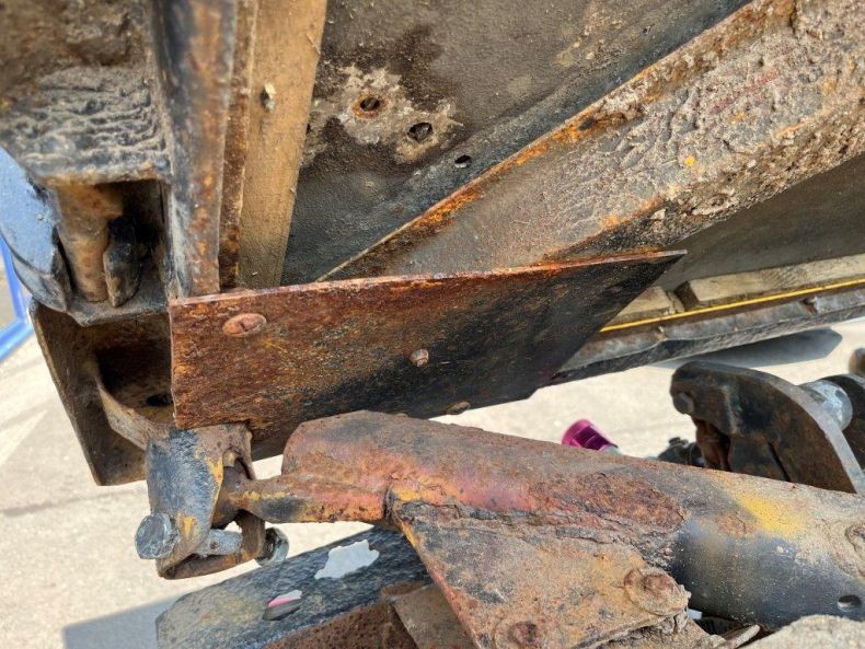 USED REAR BODY 406-427