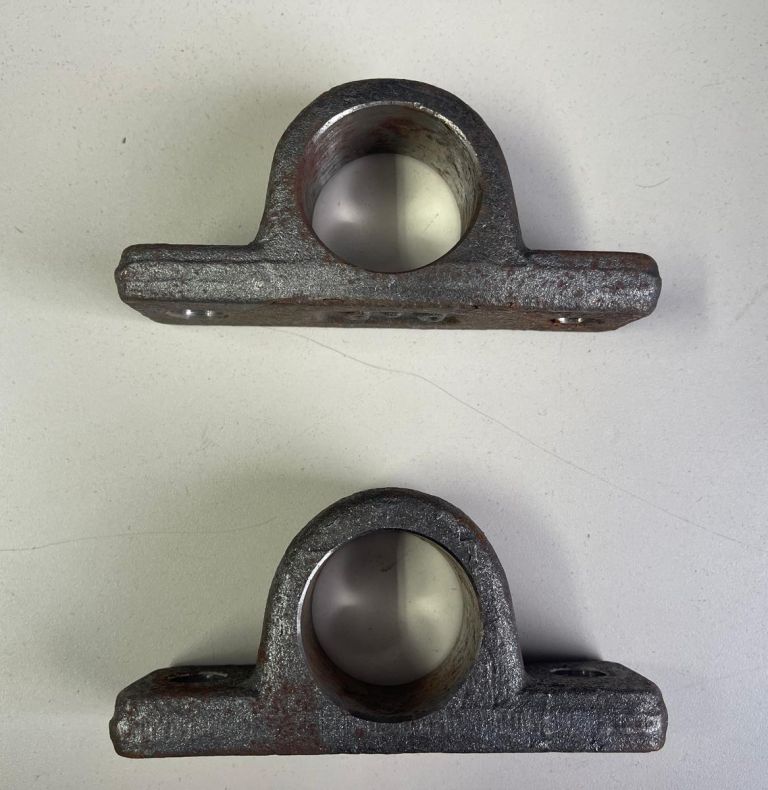 425/437 U1300-2450 TIP RAM HINGE SHAFT