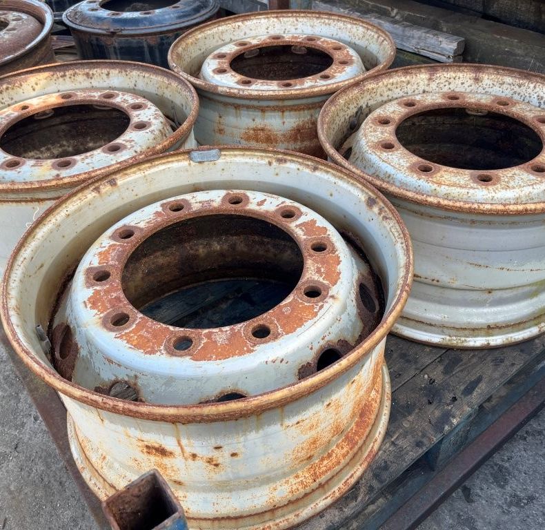 USED 10 bolt 11.75x22.5" rims