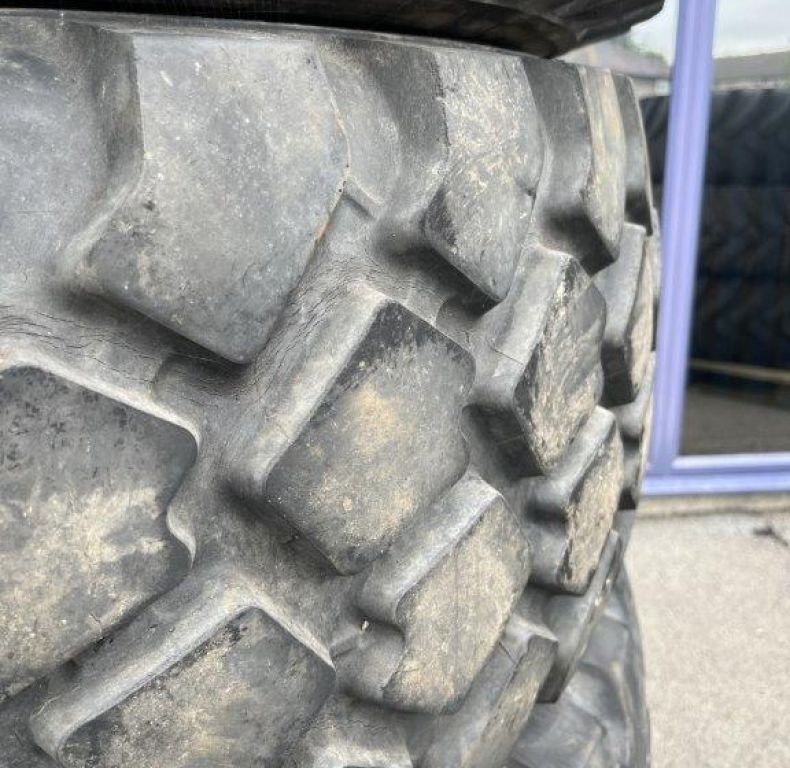 MICHELIN 395/85R20 XZL USED X4