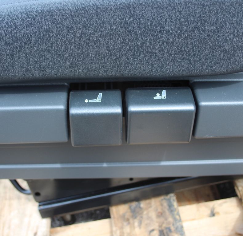 NEW ISRI SUSPENSION SEAT LEFT HAND