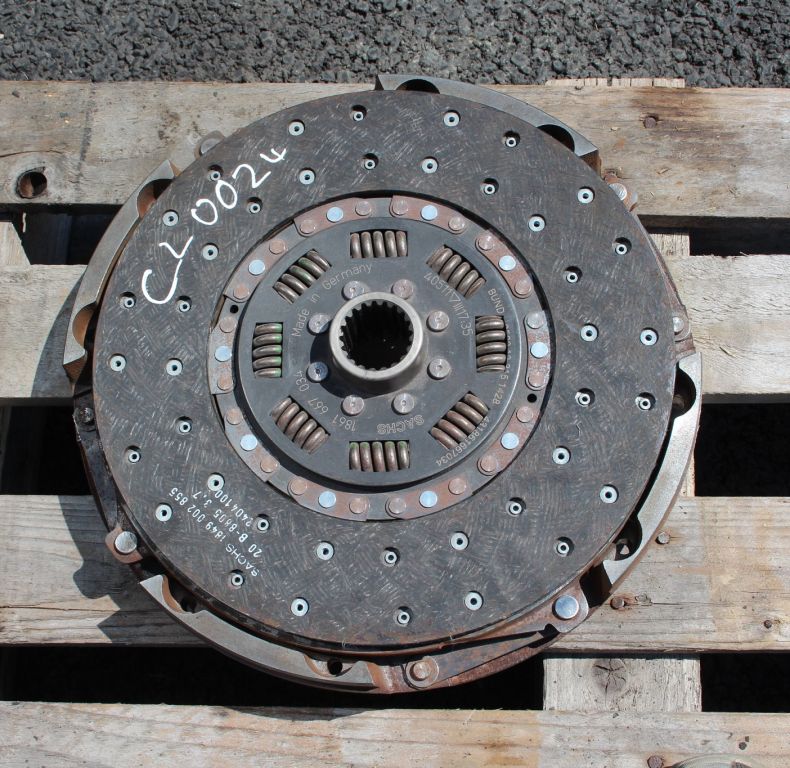 SINGLE CLUTCH 330MM U1300L USED LOW KMS