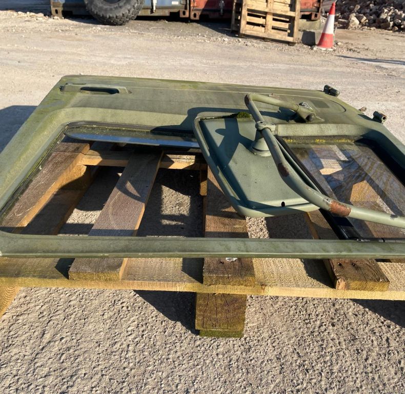 LEFT HAND DOOR SBU U1000-2450