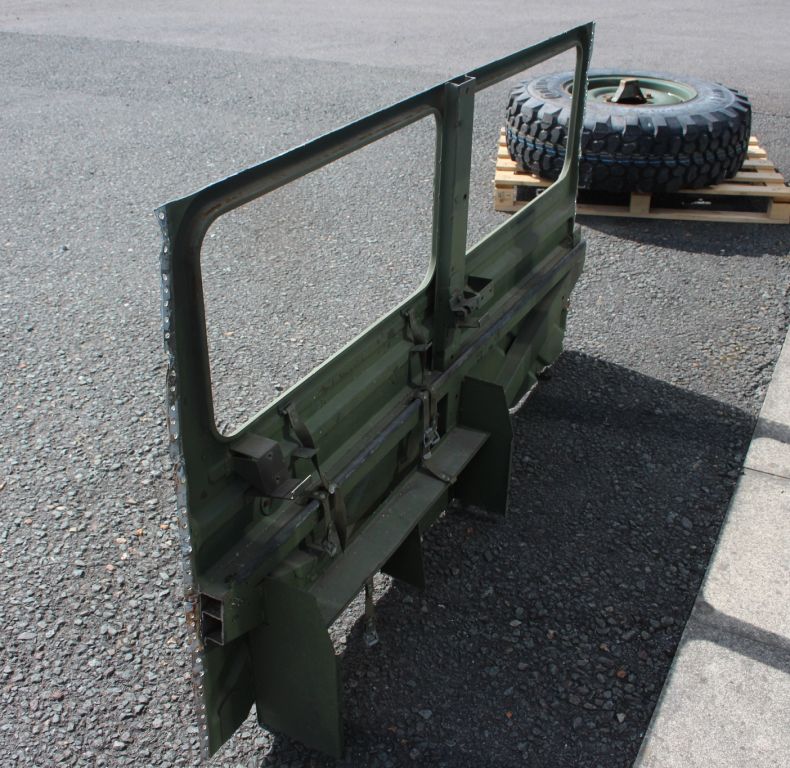 USED SBU CAB REAR PANEL RUST FREE