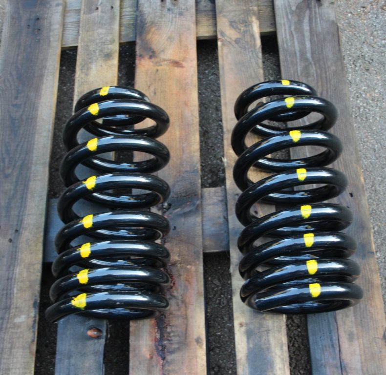 AV REAR HEAVY DUTY SPRINGS 424/427 UNIMOGS