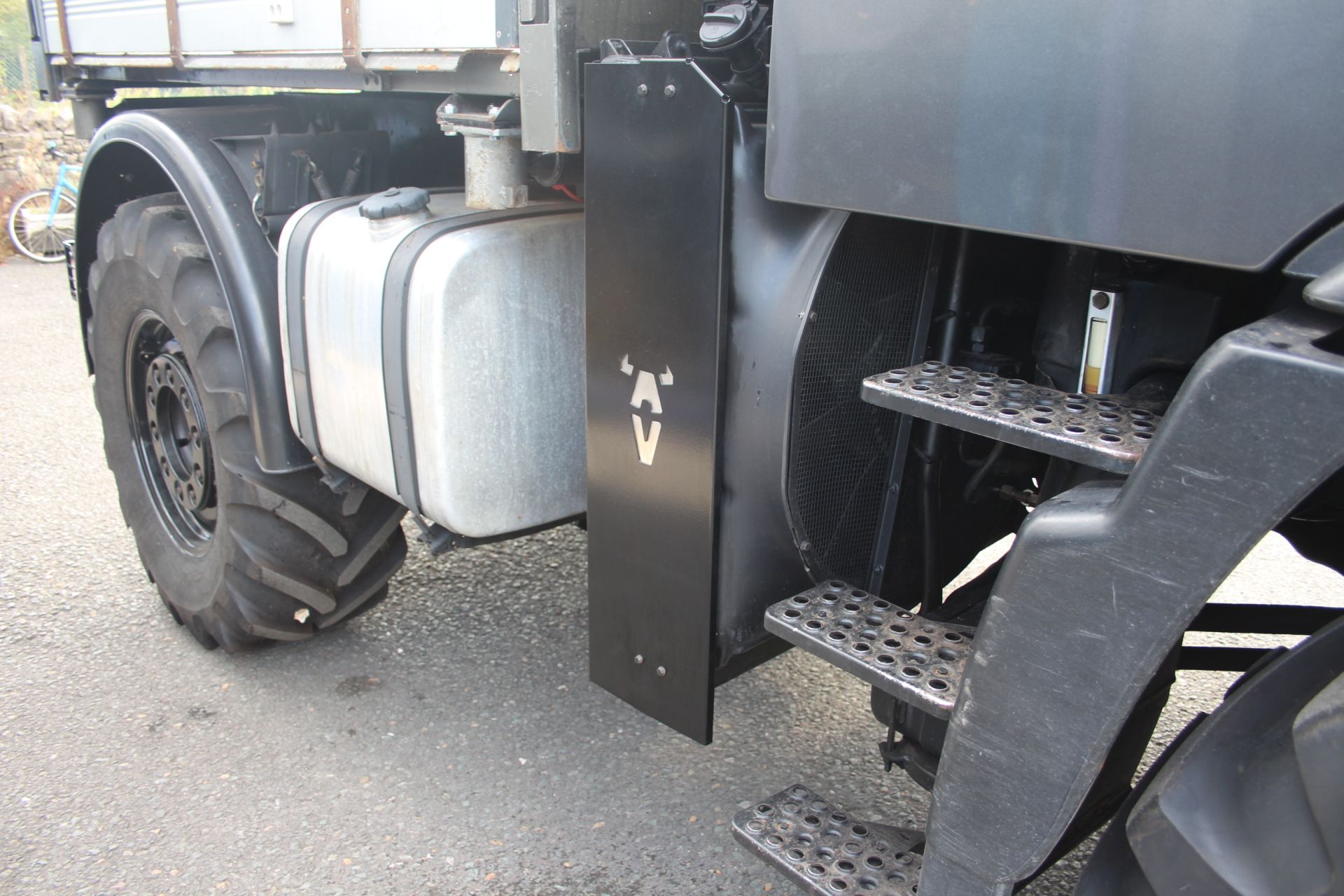 AV UGN RADIATOR COVER | Atkinson Vos