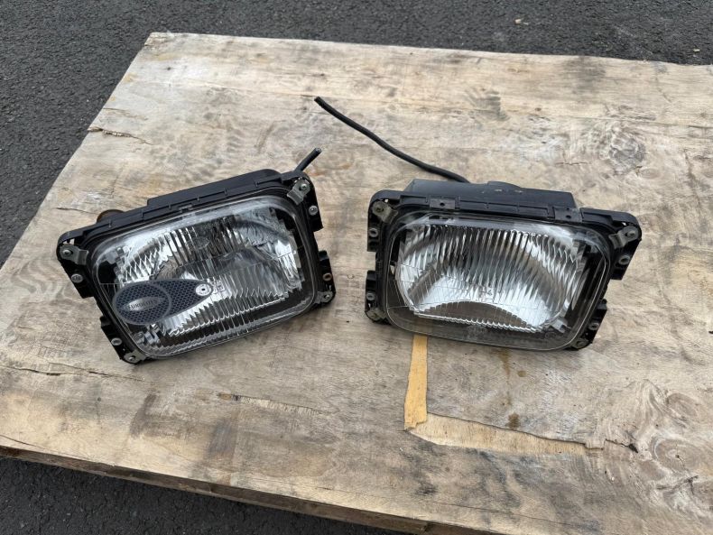 USED SBU LATER STYLE HEADLIGHTS
