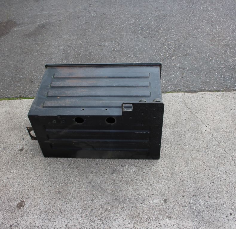 USED BATTERY BOX SBU UNIMOGS