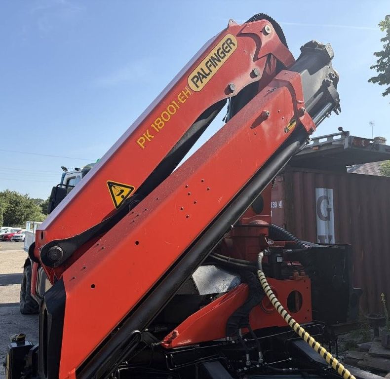 PALFINGER PK18001 EH CRANE