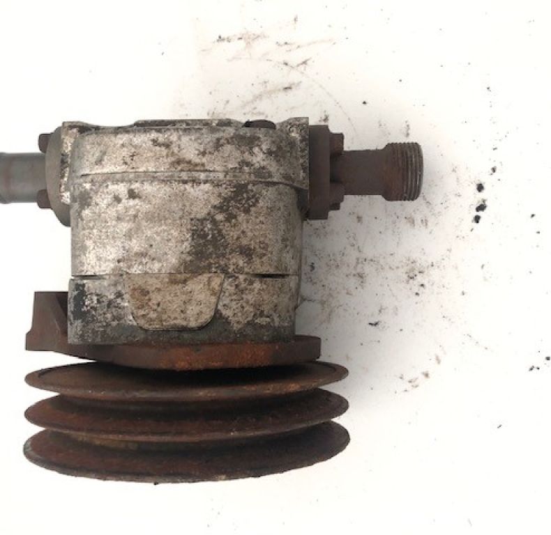 USED MB TRAC SINGLE HYDRAULIC PUMP 441-443